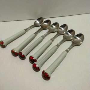 6 vintage Denby tea spoons.